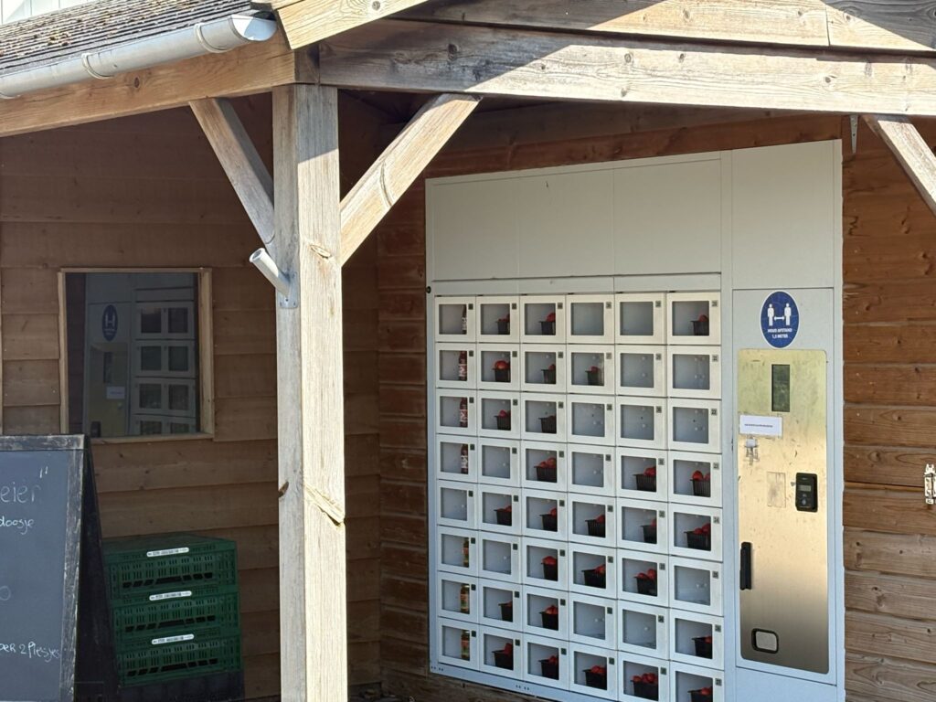 thuisverkoop aardbeien Wordragen Van Uitert Aardbeien